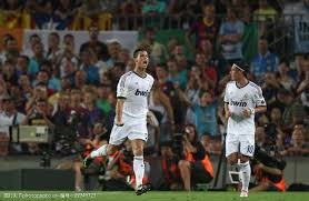 率领球队晋级亚洲杯正赛，新加坡临时主帅加文-李转正